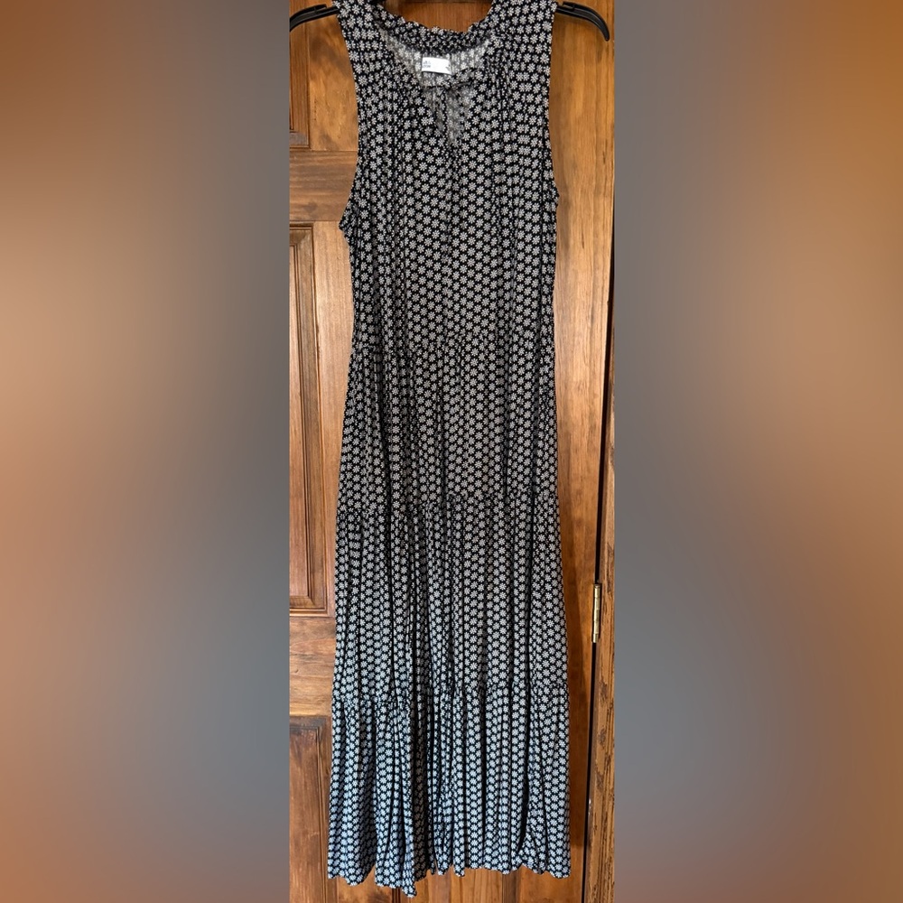 Croft & Barrow Black and White Floral Maxi Dress